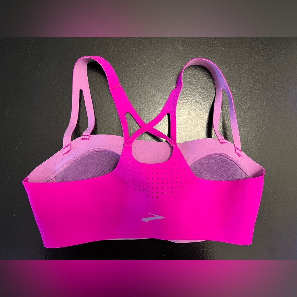 Sports bra - Picture 2 of 2
